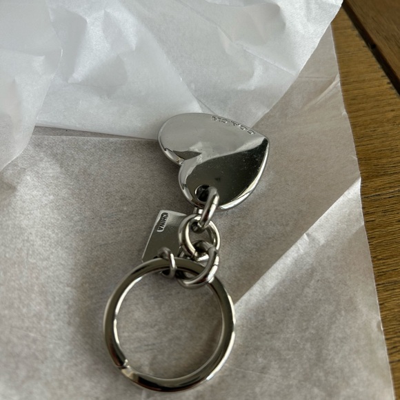 AUTHENTIC COACH KEYCHAIN SOLID SILVER METAL KEYCHAIN. - Picture 5 of 6